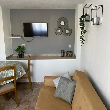 Appartement With A Parking Space Sutivan, Brac - 2846 Sutivan