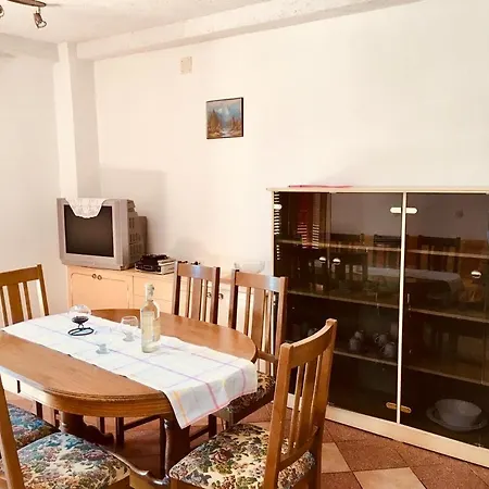 With Parking Space Sutivan, Brac - 2846 Apartament