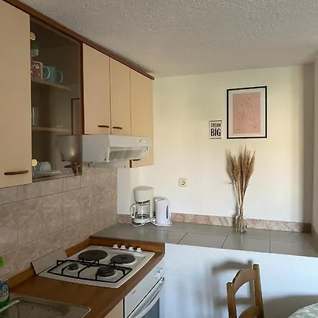 With Parking Space Sutivan, Brac - 2846 Διαμέρισμα