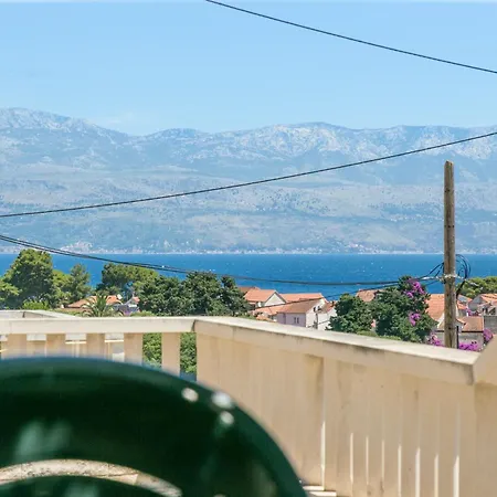 Apartment With Parking Space Sutivan, Brac - 2846 Sutivan